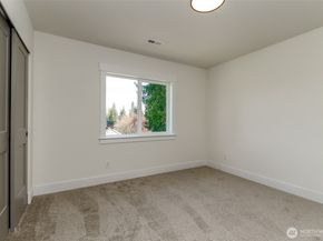 124 S 108th Place, Seattle WA 98168