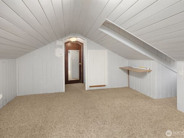 4728 NE 172nd Street, Lake Forest Park WA 98155