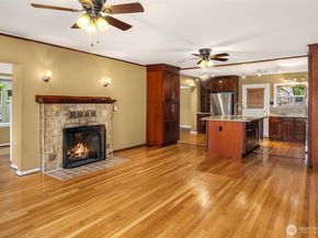 4728 NE 172nd Street, Lake Forest Park WA 98155