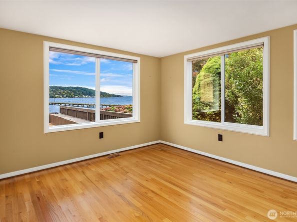 4728 NE 172nd Street, Lake Forest Park WA 98155