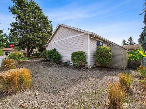 2711 M St SE, Auburn WA 98002