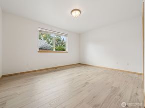 2711 M St SE, Auburn WA 98002