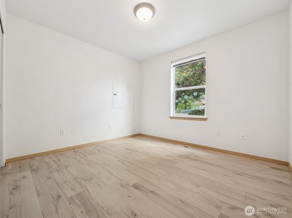 2711 M St SE, Auburn WA 98002