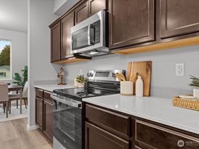 7025 Rainier Drive C, Everett WA 98203