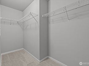 7025 Rainier Drive C, Everett WA 98203