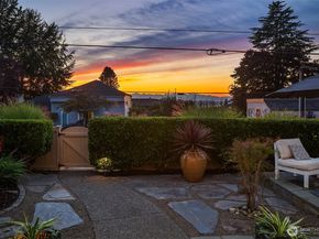 217 9th Avenue S, Edmonds WA 98020