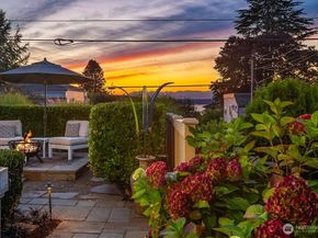 217 9th Avenue S, Edmonds WA 98020