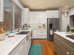 217 9th Avenue S, Edmonds WA 98020
