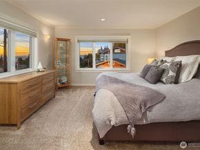 217 9th Avenue S, Edmonds WA 98020