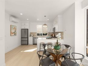 911 N 98th Street A, Seattle WA 98103