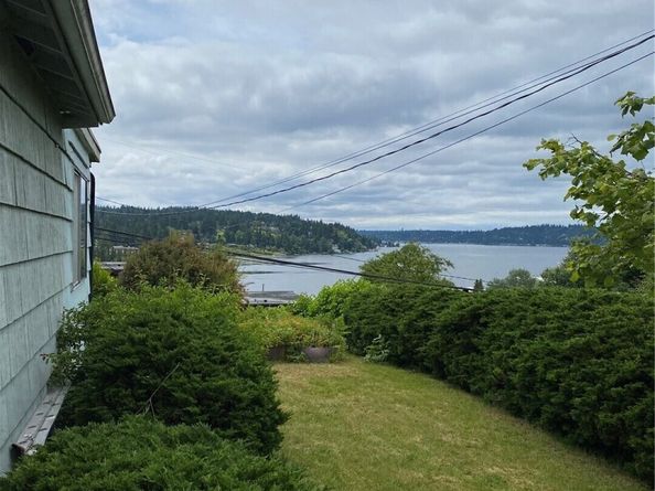 6322 NE 181st Street, Kenmore WA 98028