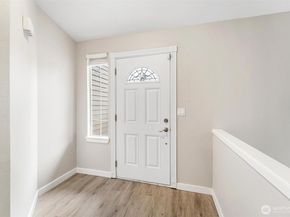 604 213TH Street SW, Bothell WA 98021