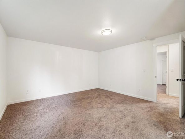 604 213TH Street SW, Bothell WA 98021