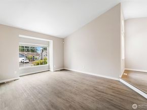 604 213TH Street SW, Bothell WA 98021