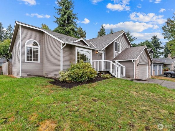 604 213TH Street SW, Bothell WA 98021