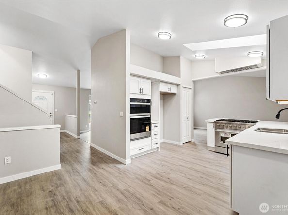 604 213TH Street SW, Bothell WA 98021