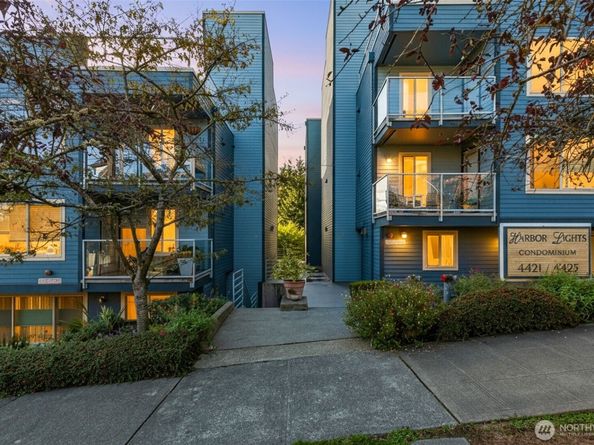 4421 Greenwood Avenue N 203, Seattle WA 98103