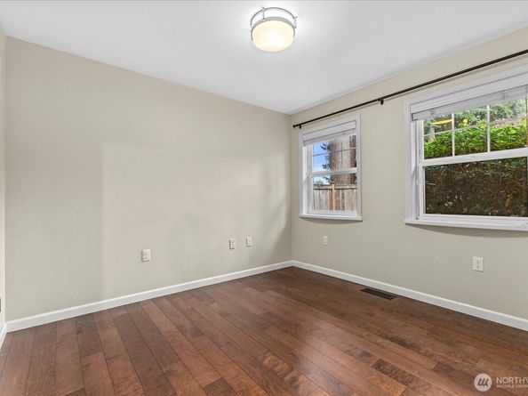 20418 61st Place W, Lynnwood WA 98036
