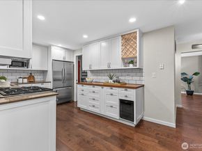 20418 61st Place W, Lynnwood WA 98036