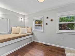 20418 61st Place W, Lynnwood WA 98036