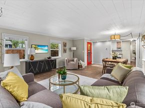 20418 61st Place W, Lynnwood WA 98036