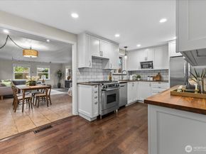 20418 61st Place W, Lynnwood WA 98036