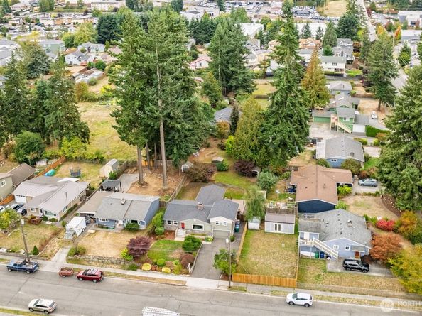 20418 61st Place W, Lynnwood WA 98036