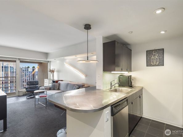 1415 2nd Avenue 2108, Seattle WA 98101