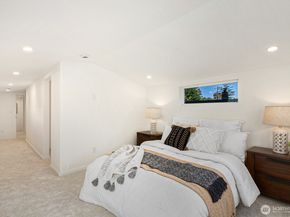 4529 26th Avenue SW, Seattle WA 98106