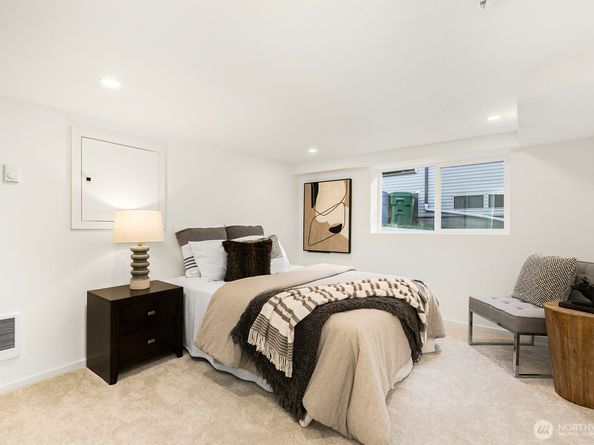4529 26th Avenue SW, Seattle WA 98106