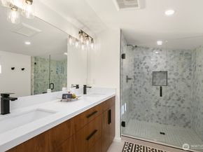 4529 26th Avenue SW, Seattle WA 98106