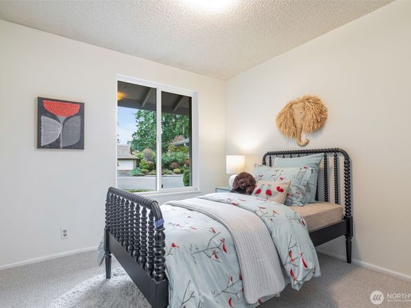 1810 167th Avenue NE, Bellevue WA 98008