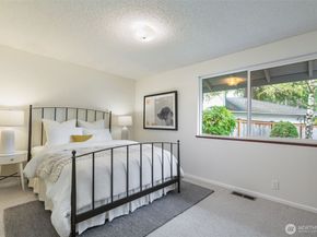 1810 167th Avenue NE, Bellevue WA 98008