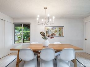1810 167th Avenue NE, Bellevue WA 98008