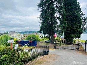 5104 NW Sammamish Road, Issaquah WA 98027