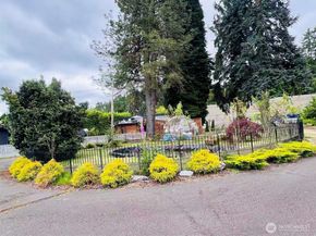 5104 NW Sammamish Road, Issaquah WA 98027