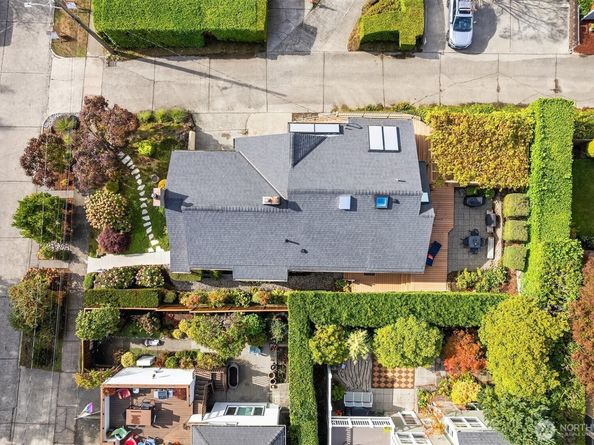 2910 W Smith Street, Seattle WA 98199