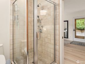 2910 W Smith Street, Seattle WA 98199