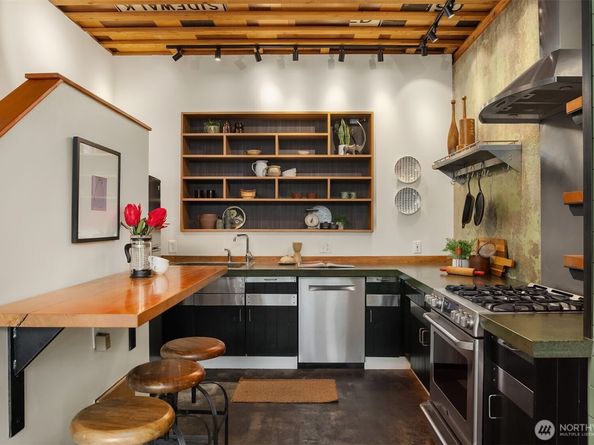 112 18th Avenue, Seattle WA 98122