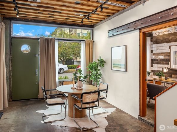 112 18th Avenue, Seattle WA 98122