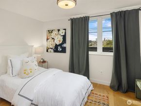 112 18th Avenue, Seattle WA 98122