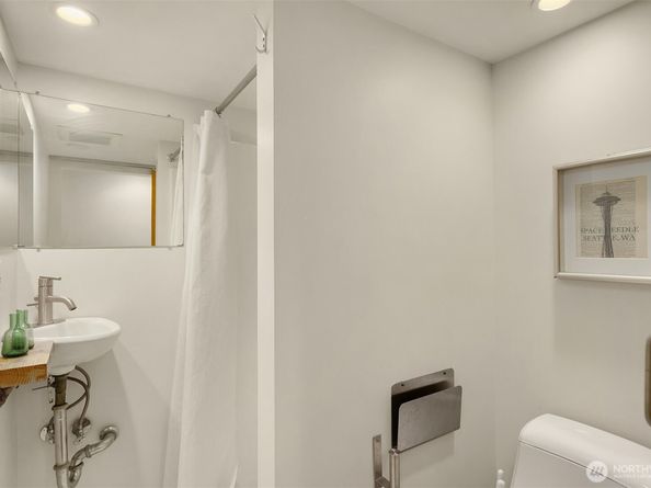 112 18th Avenue, Seattle WA 98122