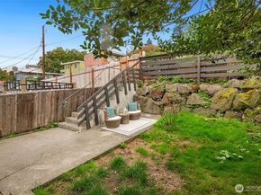 3442 15th Avenue W, Seattle WA 98119