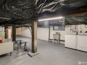 3442 15th Avenue W, Seattle WA 98119