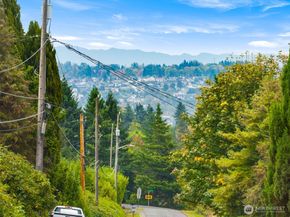 7652 S 135th Street, Seattle WA 98178