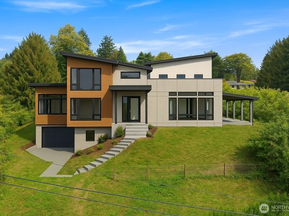 7652 S 135th Street, Seattle WA 98178