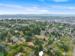 7652 S 135th Street, Seattle WA 98178