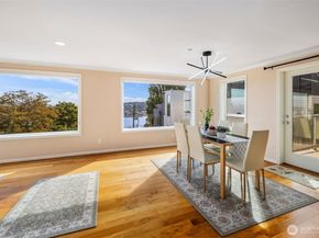 559 McGraw Street 402, Seattle WA 98109