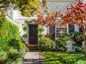 1268 Parkside Drive E, Seattle WA 98112