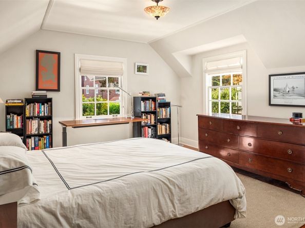 1268 Parkside Drive E, Seattle WA 98112